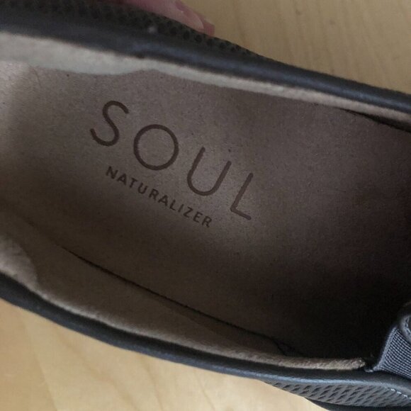 Naturalizer Soul Tia Platform Sneakers - Picture 4 of 12